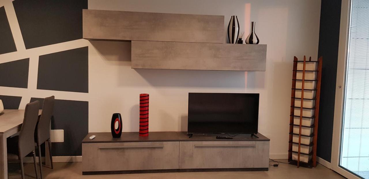 Galliate Condominio La Torre 2 מראה חיצוני תמונה